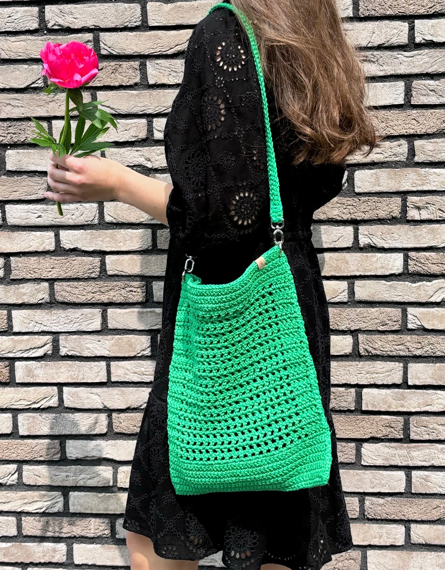 Nerta rankinė „Laimė“