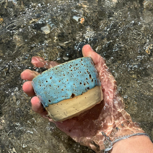 Keraminis puodelis „ryto lašas“