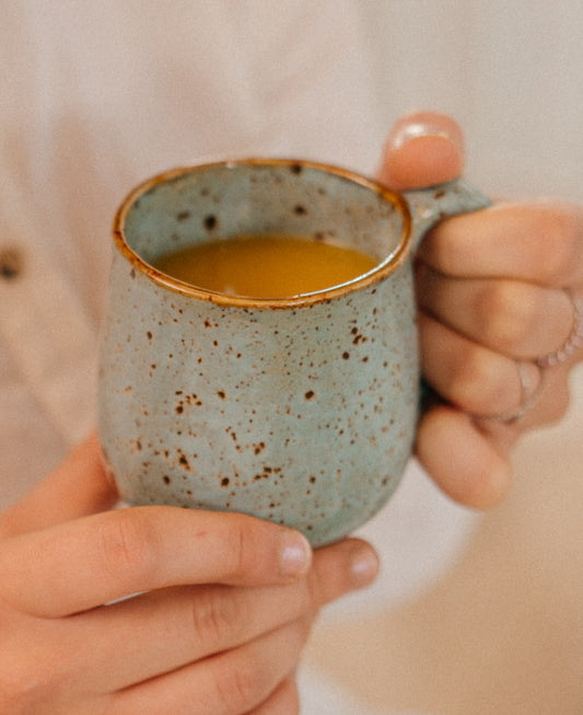 Keraminis puodelis „žemė“